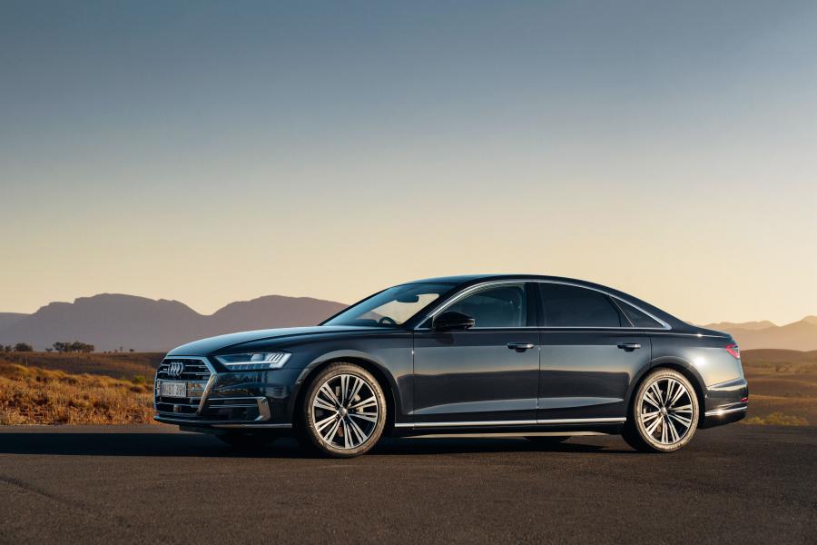  Audi A8 55 TFSI Quattro (D5) 2018 года  (AU) (фото 13 из 20)